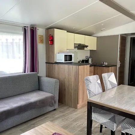 Dom wakacyjny Large And Comfortable Mobile Clp17 2ch Siblu Les Charmettes Les Mathes